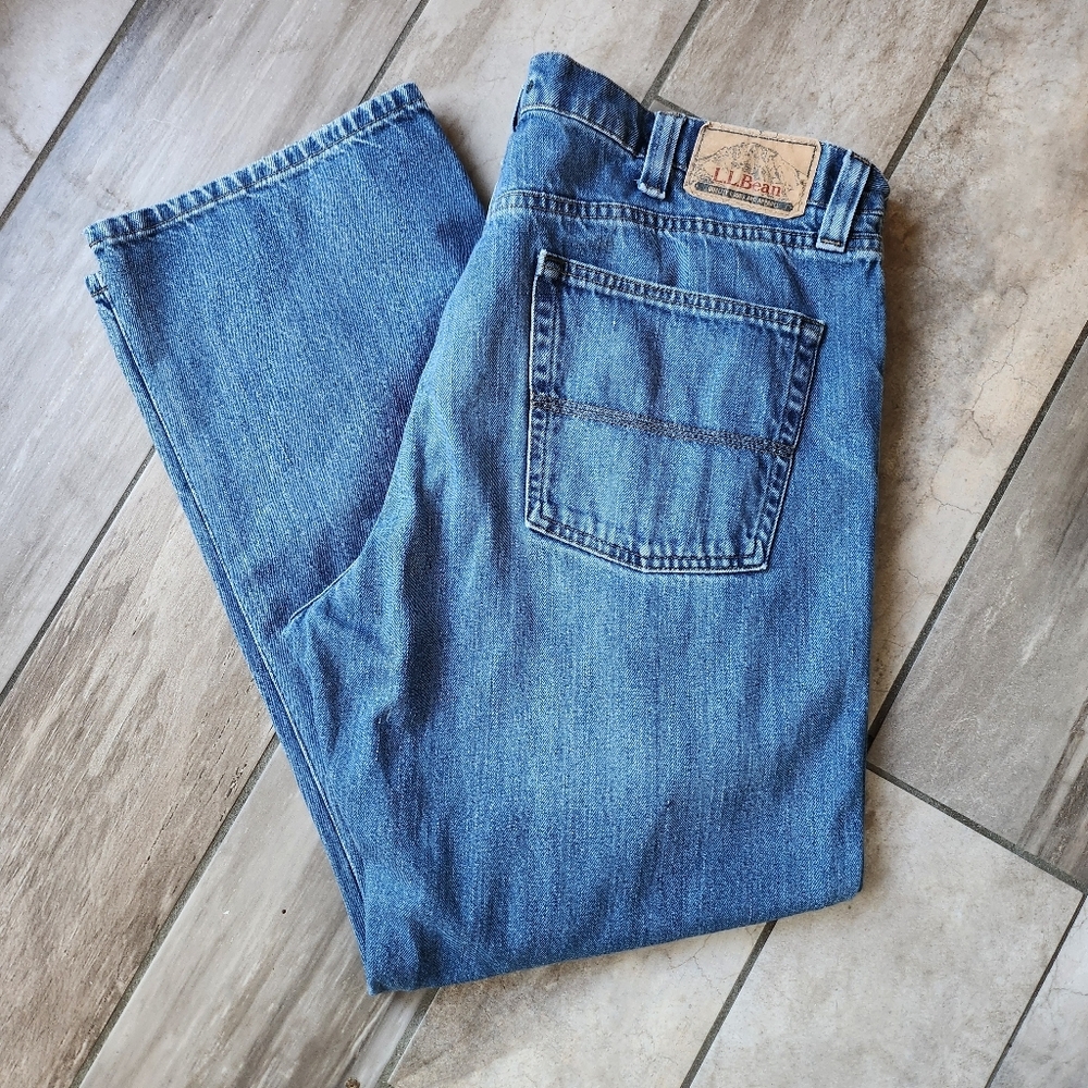 L.L.Bean 1912 Standard Fit Men's Blue Jeans